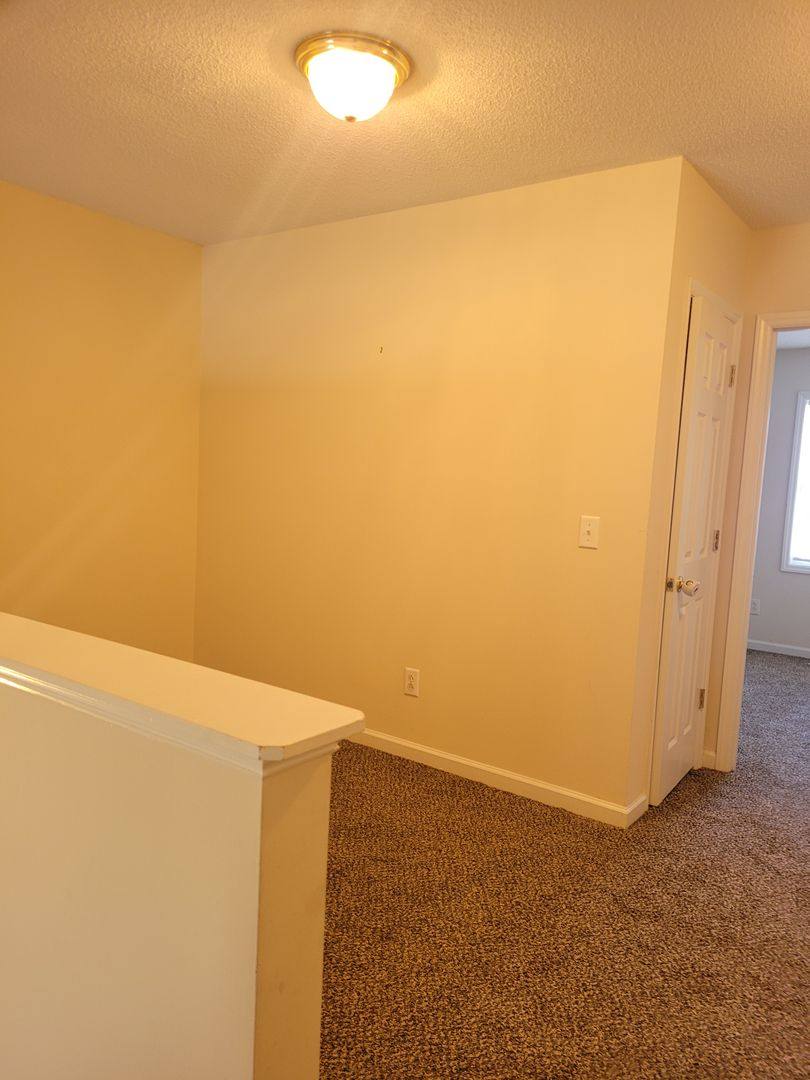 Townhouse for rent at 184 Bethania Oaks Circle, Pfafftown, NC 27040