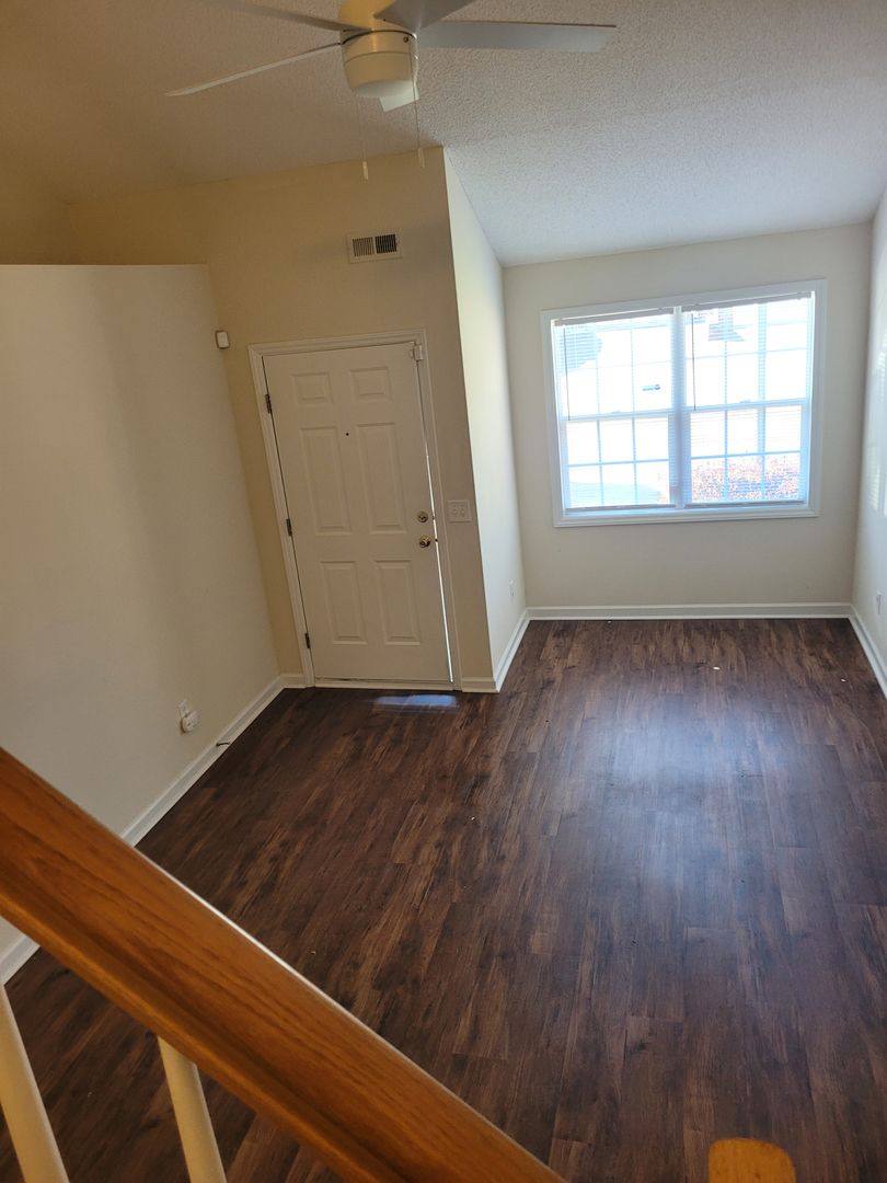 Townhouse for rent at 184 Bethania Oaks Circle, Pfafftown, NC 27040