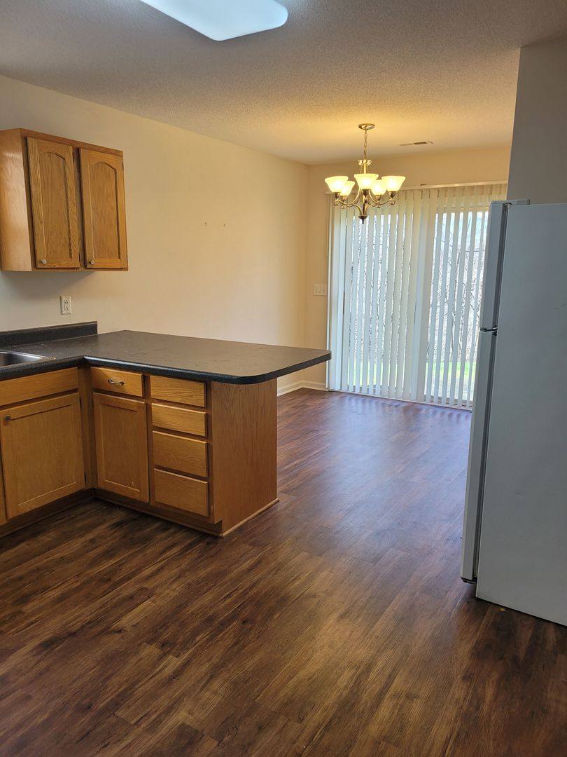 Townhouse for rent at 184 Bethania Oaks Circle, Pfafftown, NC 27040