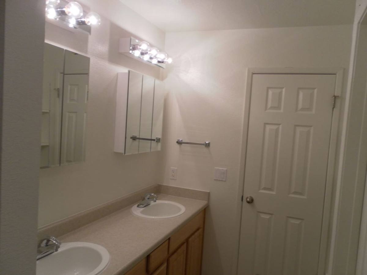 Apartment for rent at 919 Drake Dr, Davis, CA 95616