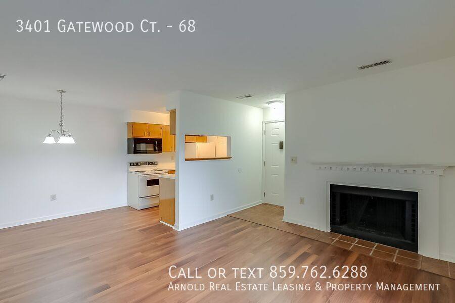 Apartment for rent at 3401 Gatewood Court, Lexington, KY 40517