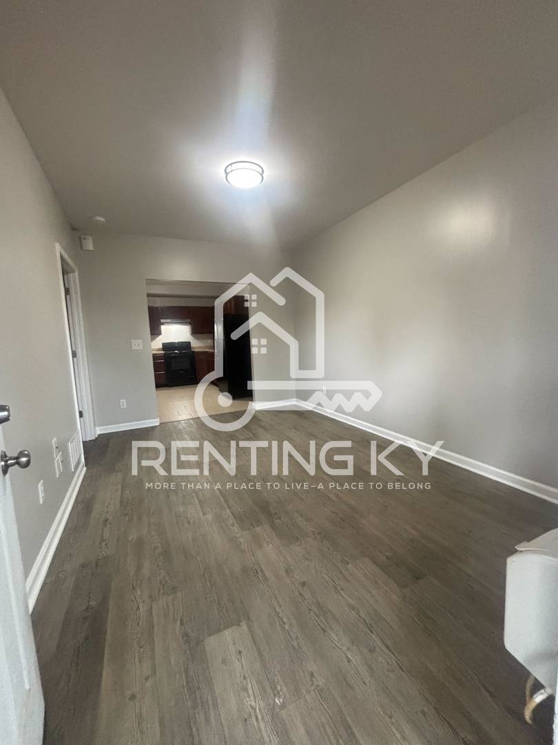 Townhouse for rent at 166 S Killarney Lane, Richmond, KY 40475