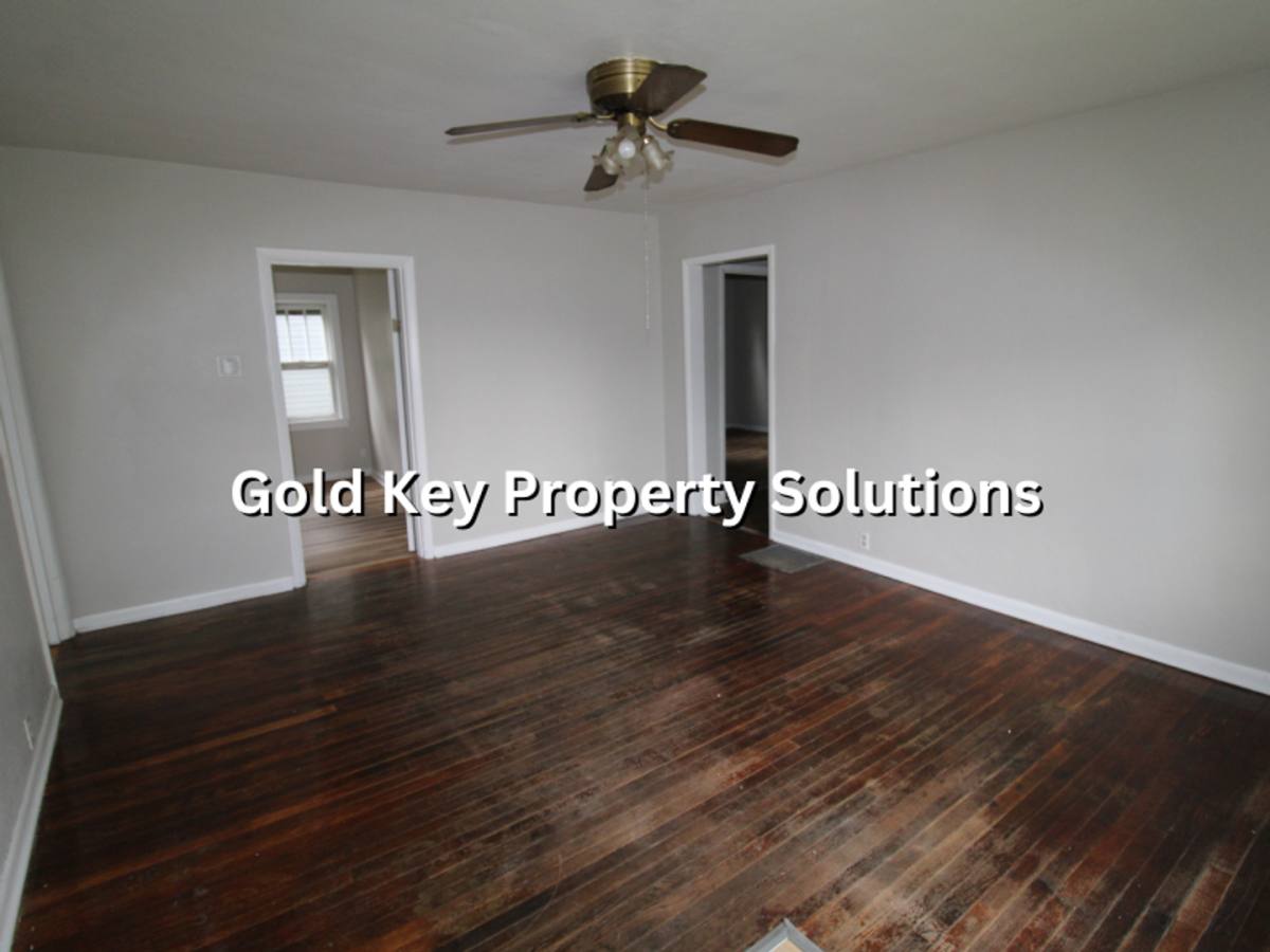 House for rent at 506 W 2nd St, Anderson, IN 46016