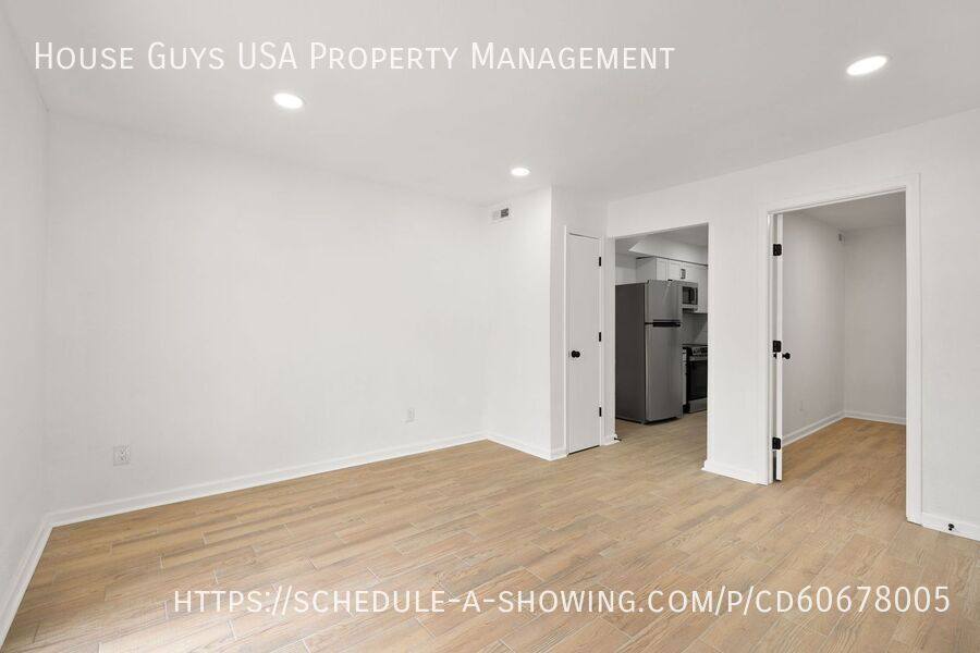 Apartment for rent at 9715 E 35th Terrace S, Independence, MO 64052