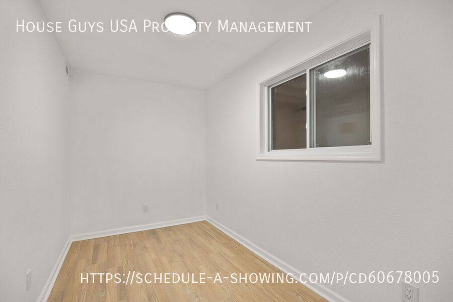 Apartment for rent at 9715 E 35th Terrace S, Independence, MO 64052