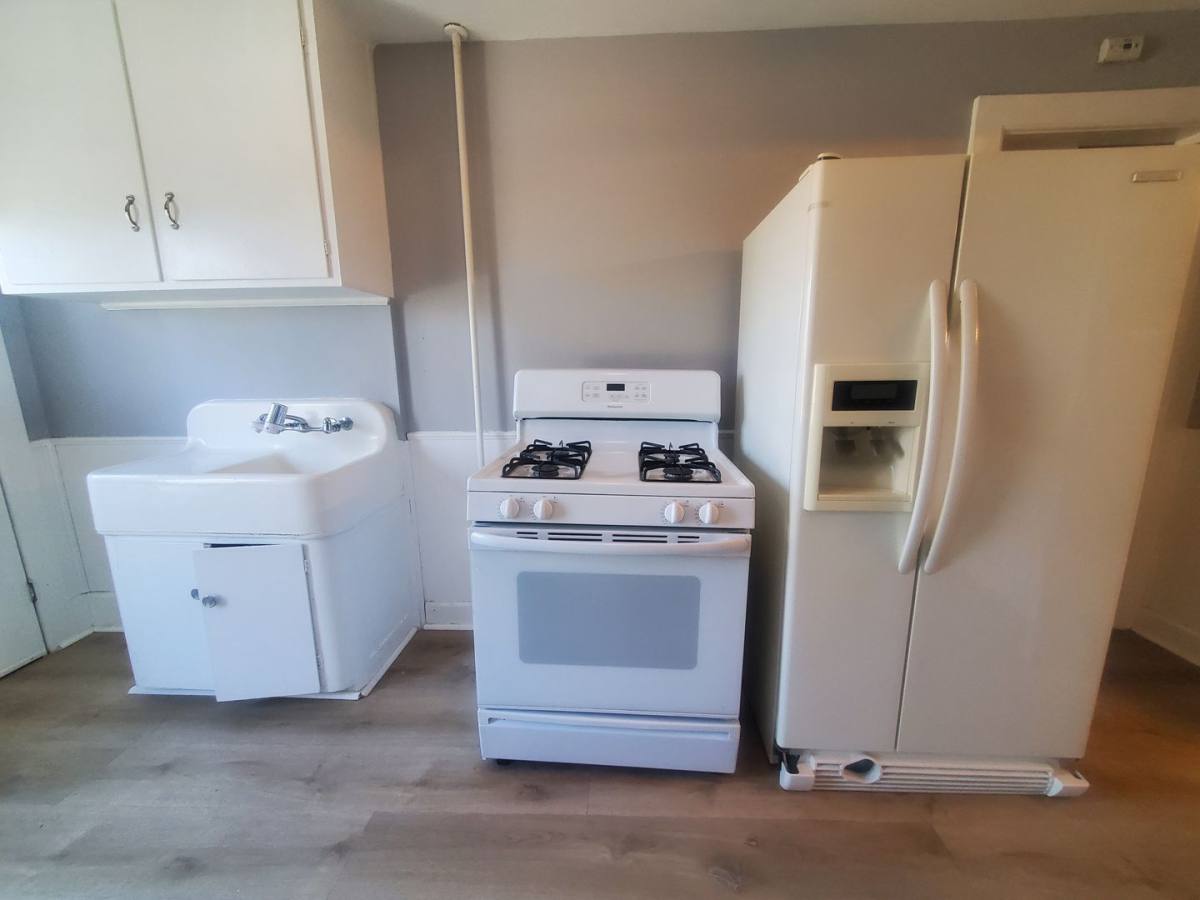 Apartment for rent at 1723-1725 N 12th St, Sheboygan, WI 53081