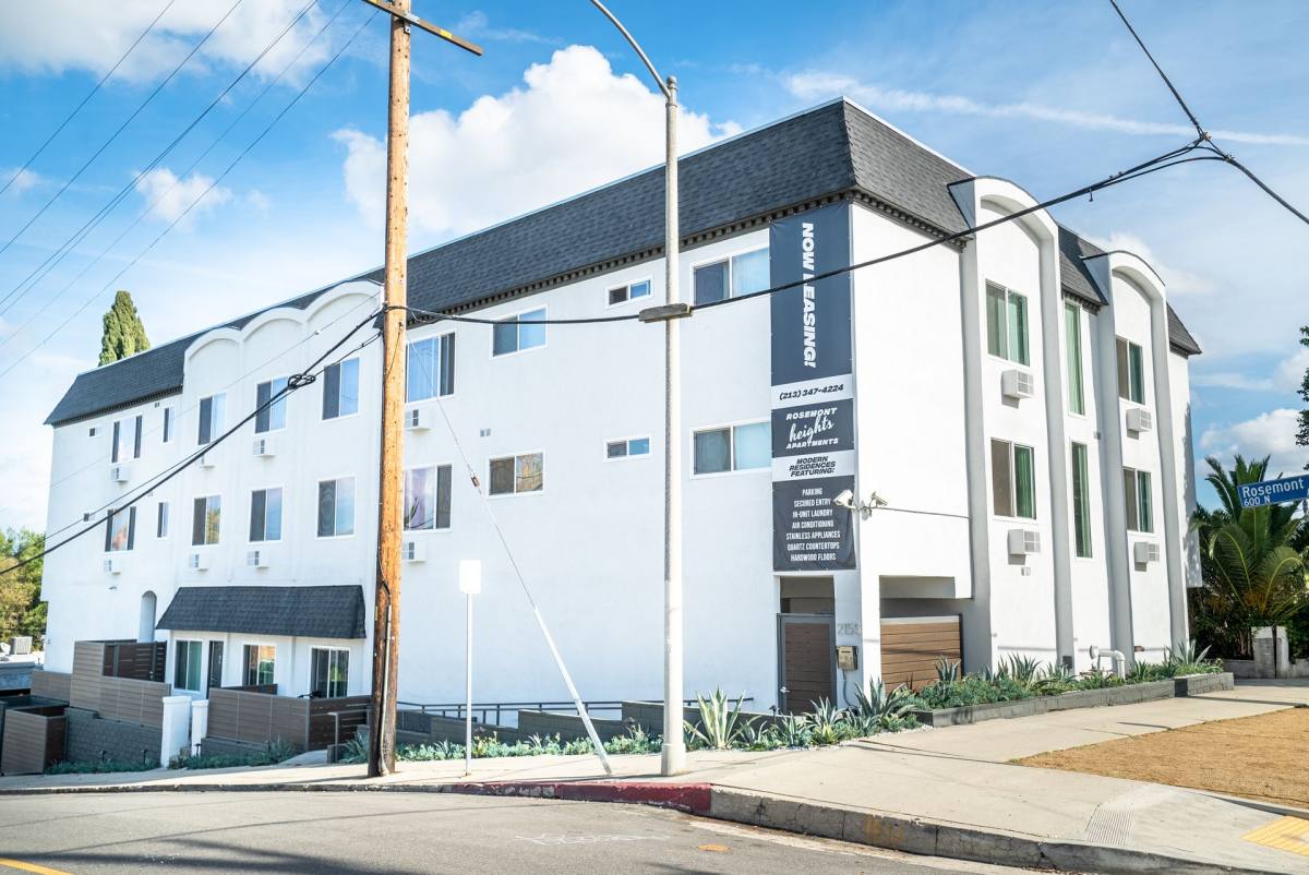 Apartment for rent at 2155 Bellevue Ave, Los Angeles, CA 90026