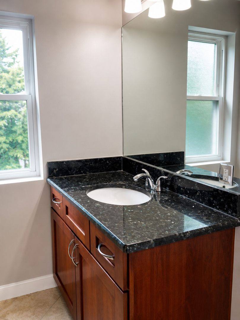 Apartment for rent at 2001 W Fargo Ave, Chicago, IL 60645