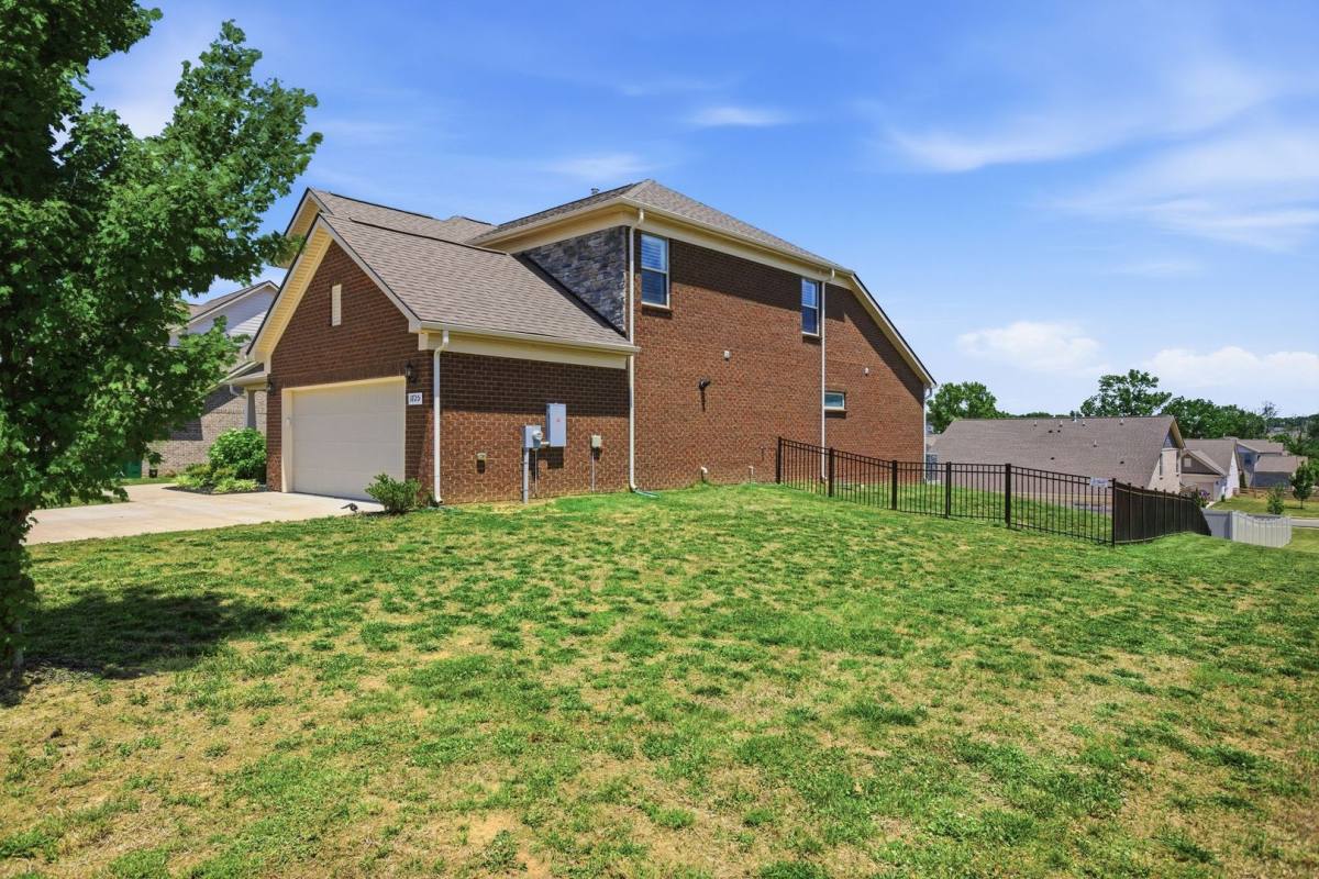 House for rent at 1725 Lantana Dr, Spring Hill, TN 37174