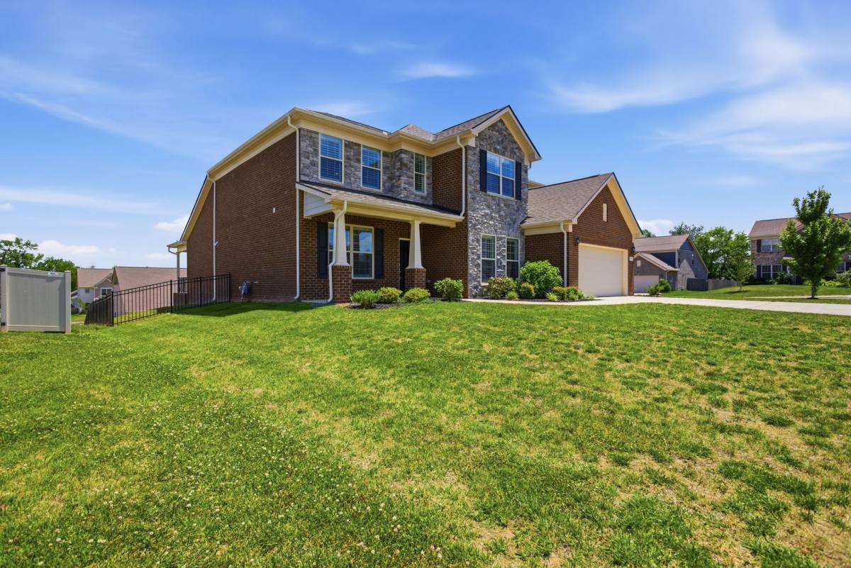 House for rent at 1725 Lantana Dr, Spring Hill, TN 37174