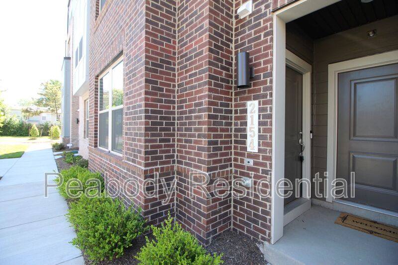 Condo for rent at 2154 Glacier Rd #67, Herndon, VA 20170