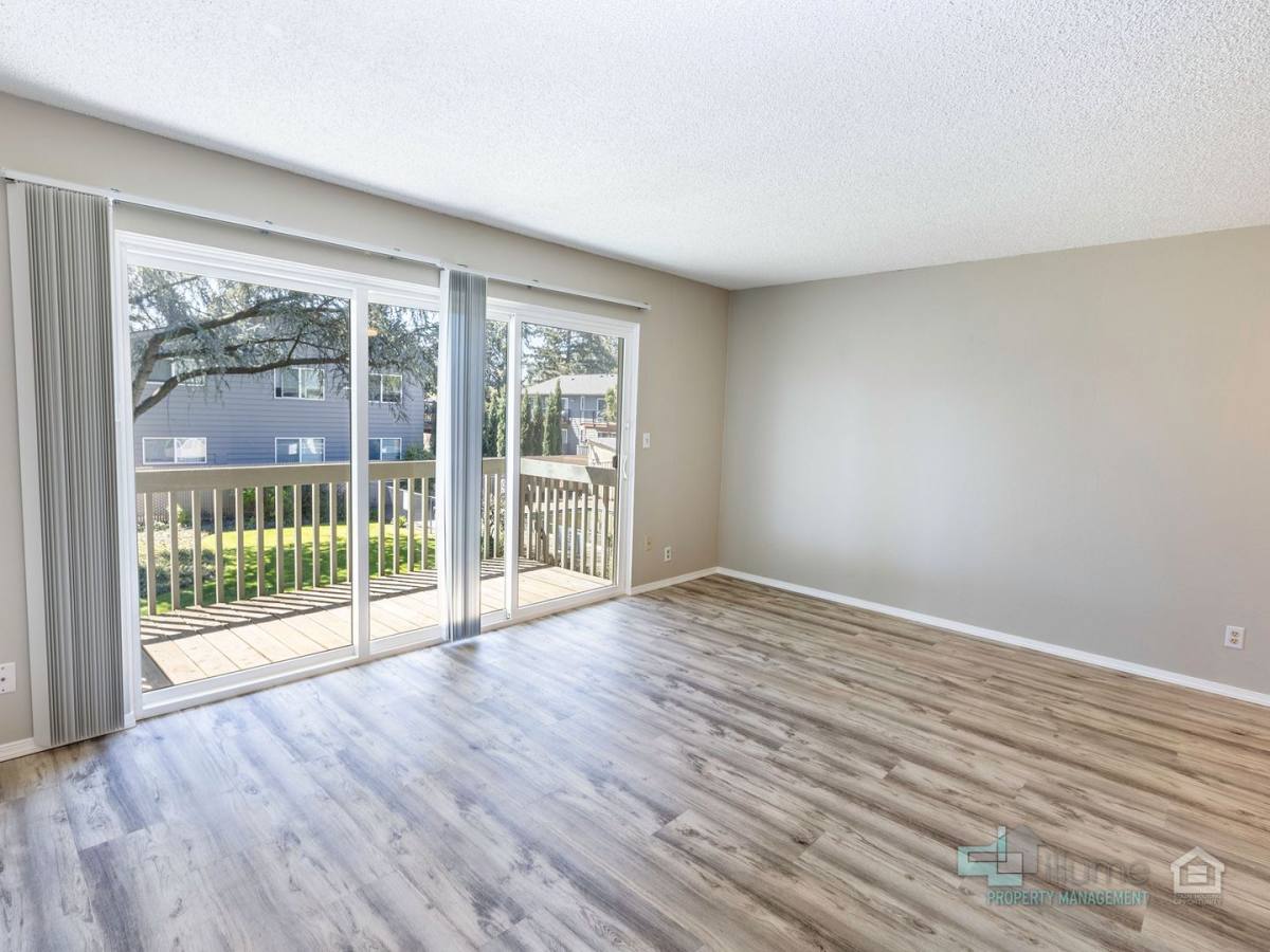 Apartment for rent at 11211 NE Weidler St, Portland, OR 97220