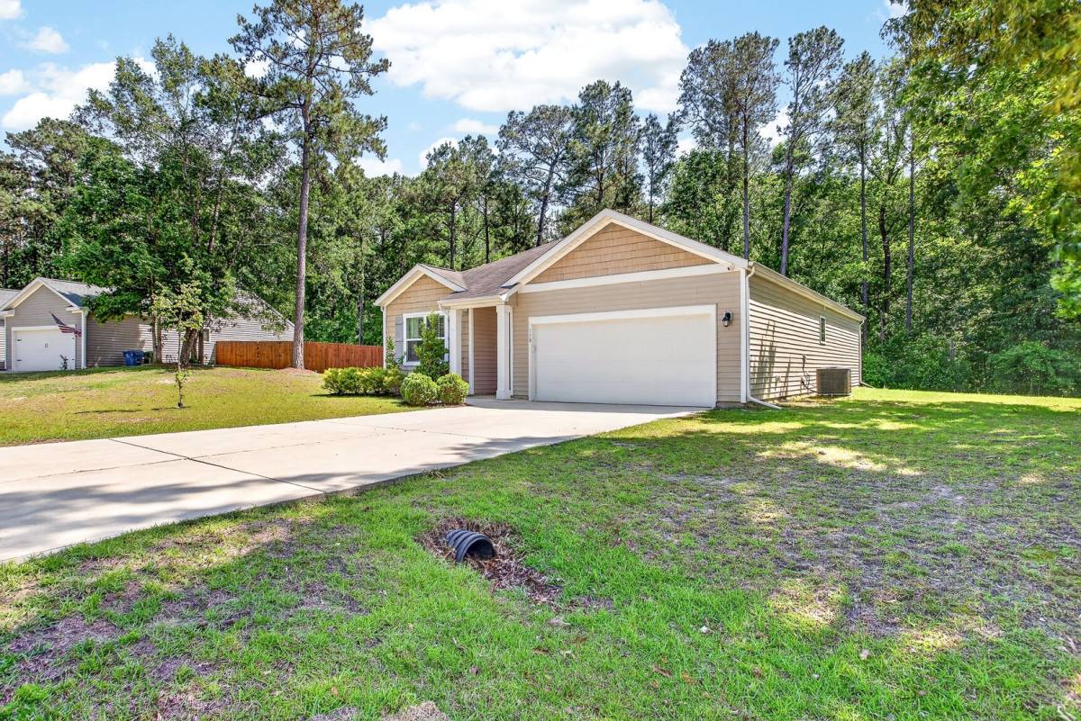 House for rent at 113 Old Dock Landing Rd, Sneads Ferry, NC 28460