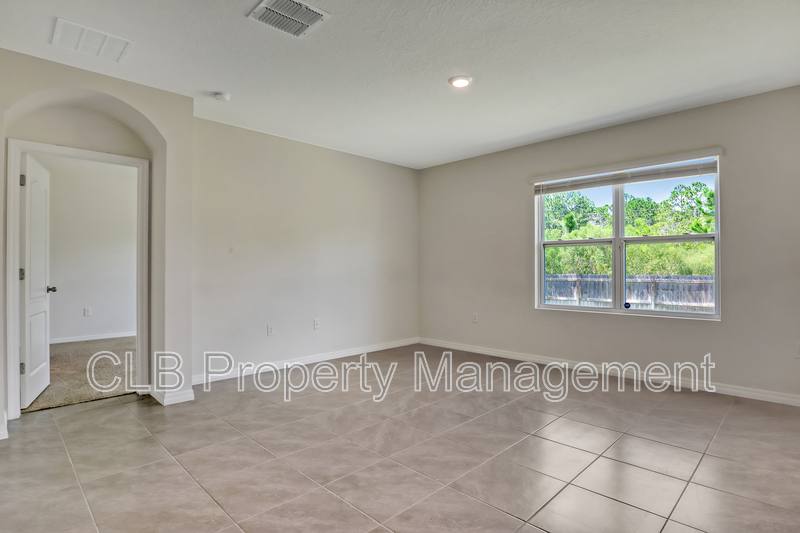 House for rent at 165 Birch Tree Place, Daytona Beach, FL 32117