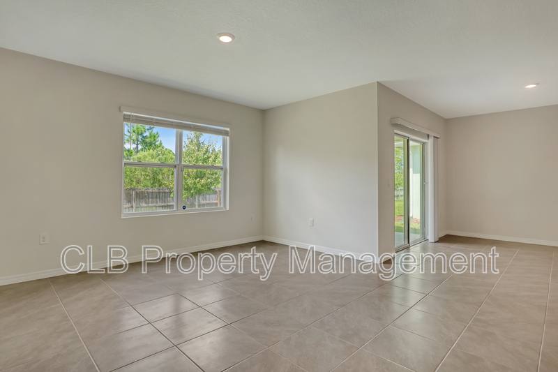 House for rent at 165 Birch Tree Place, Daytona Beach, FL 32117
