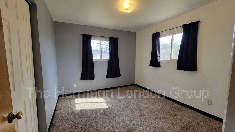 House for rent at 4204 Beauty Lane, Saint Louis, MO 63134