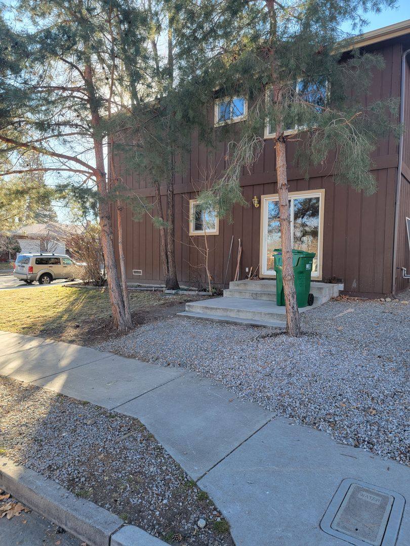 Apartment for rent at 1425 Watt St, Reno, NV 89502