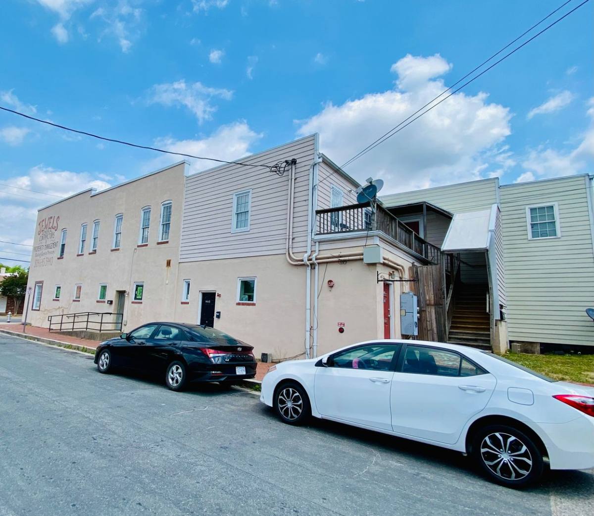 Apartment for rent at 2502 P St, Richmond, VA 23223