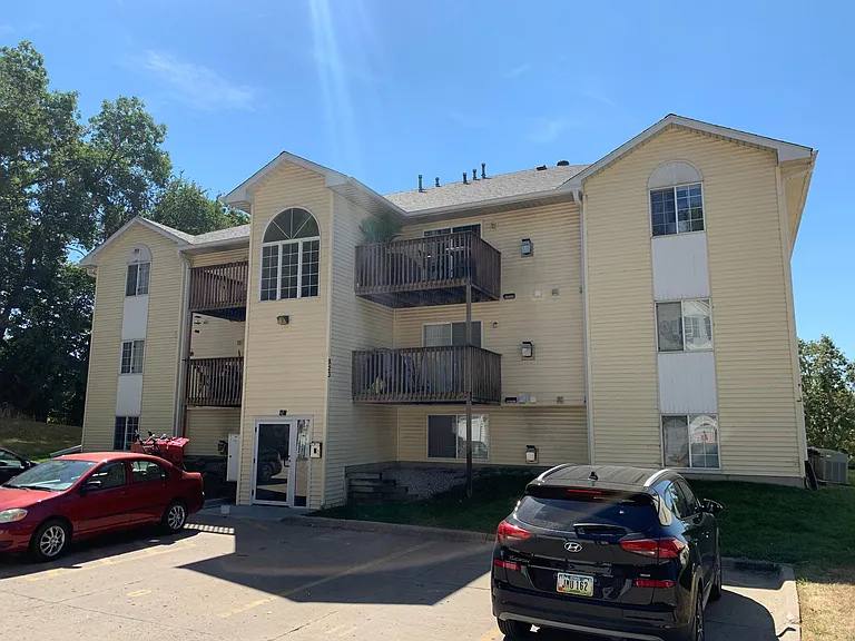Apartment for rent at 923 Boston Way, Coralville, IA 52241