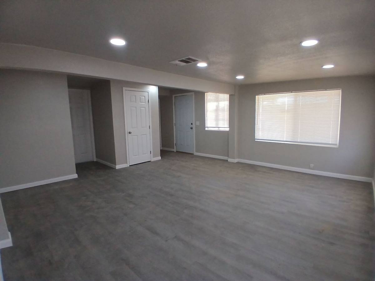 House for rent at 114 5th St, Niland, CA 92257