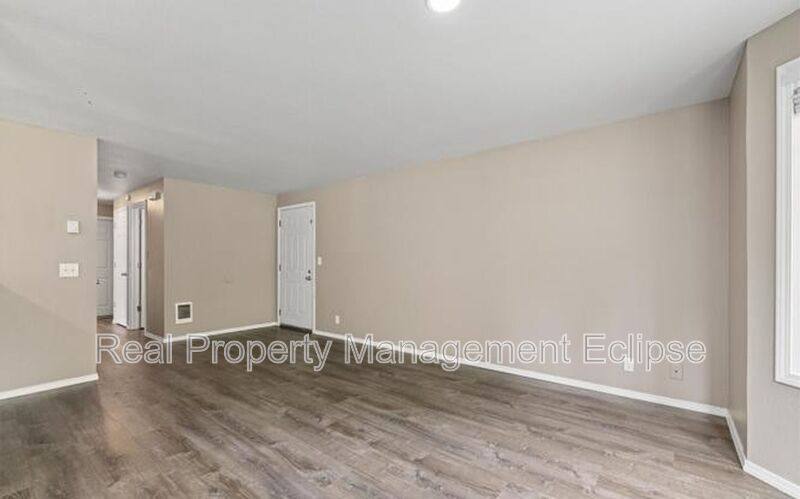 Apartment for rent at 507 Madison St #A, Everett, WA 98203