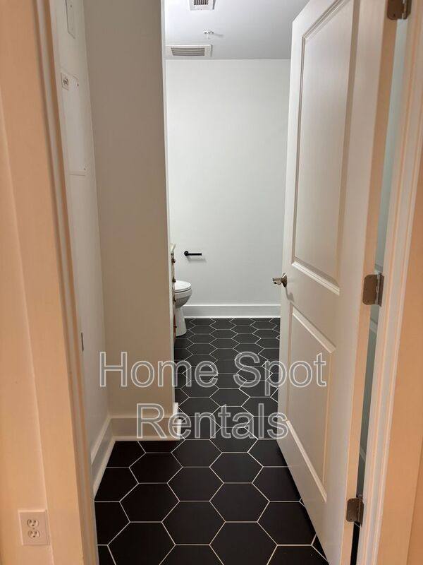 Condo for rent at 925 Garrett St SE #318, Atlanta, GA 30316