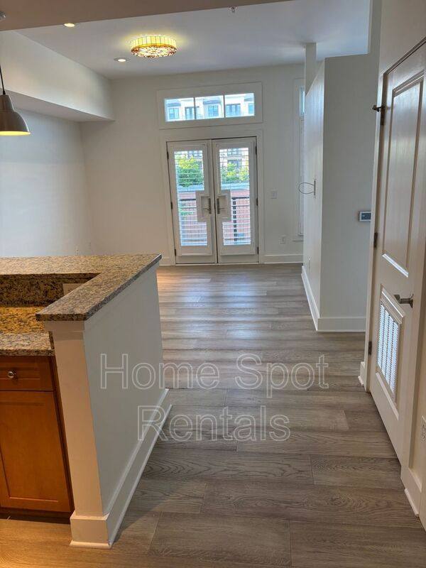 Condo for rent at 925 Garrett St SE #318, Atlanta, GA 30316