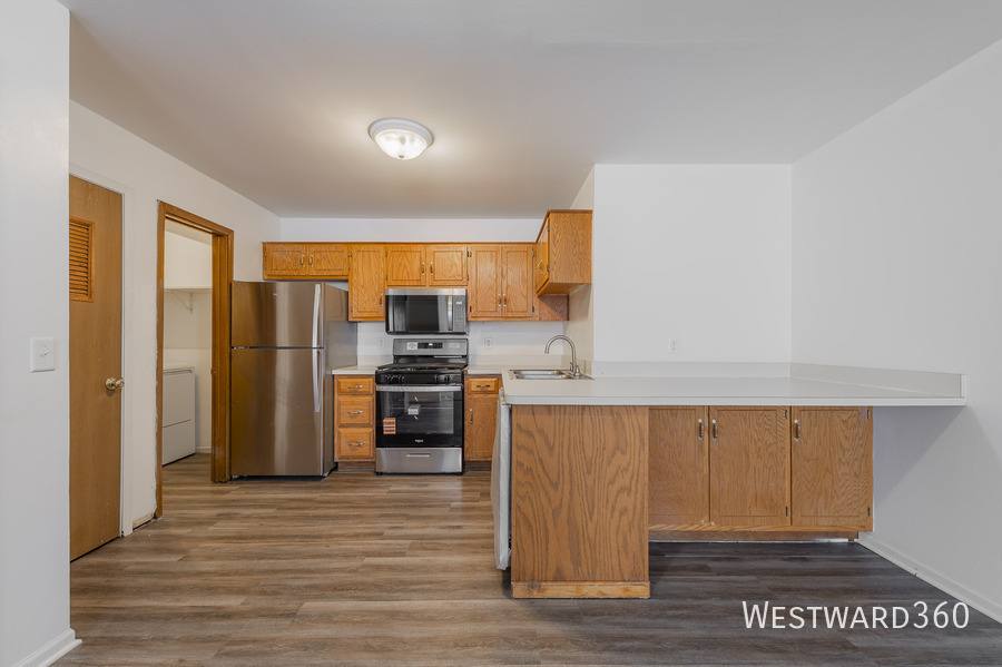 Apartment for rent at 915 Spiros Court, Dekalb, IL 60115