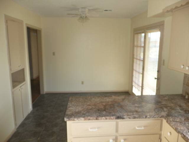 House for rent at 515 SW 69th St, Lawton, OK 73505