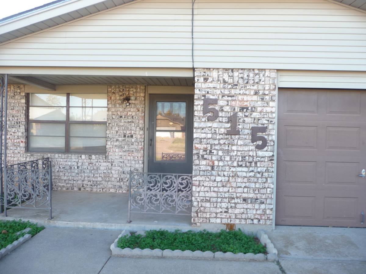 House for rent at 515 SW 69th St, Lawton, OK 73505