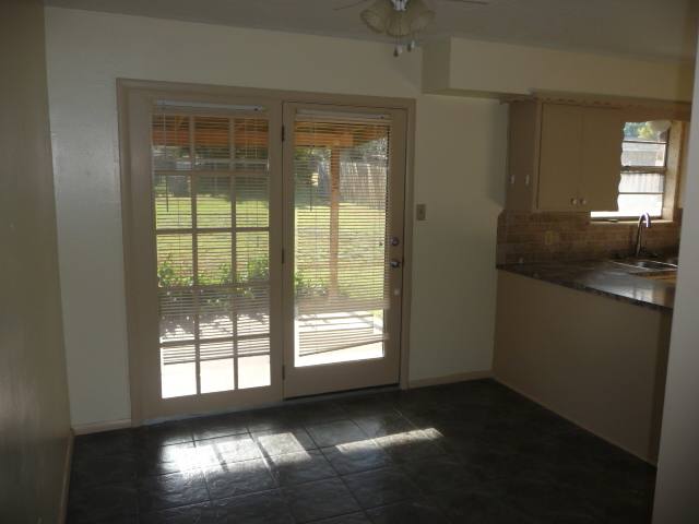 House for rent at 515 SW 69th St, Lawton, OK 73505