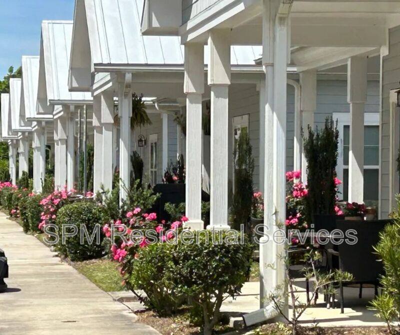 Townhouse for rent at 1404 Westprong Way, Wilmington, NC 28403