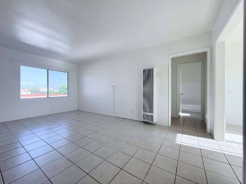 Apartment for rent at 943 W 68th St #4, Los Angeles, CA 90044