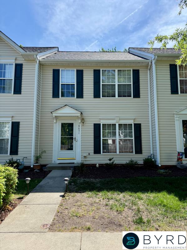 Townhouse for rent at 8651 Millstream Dr, Henrico, VA 23228