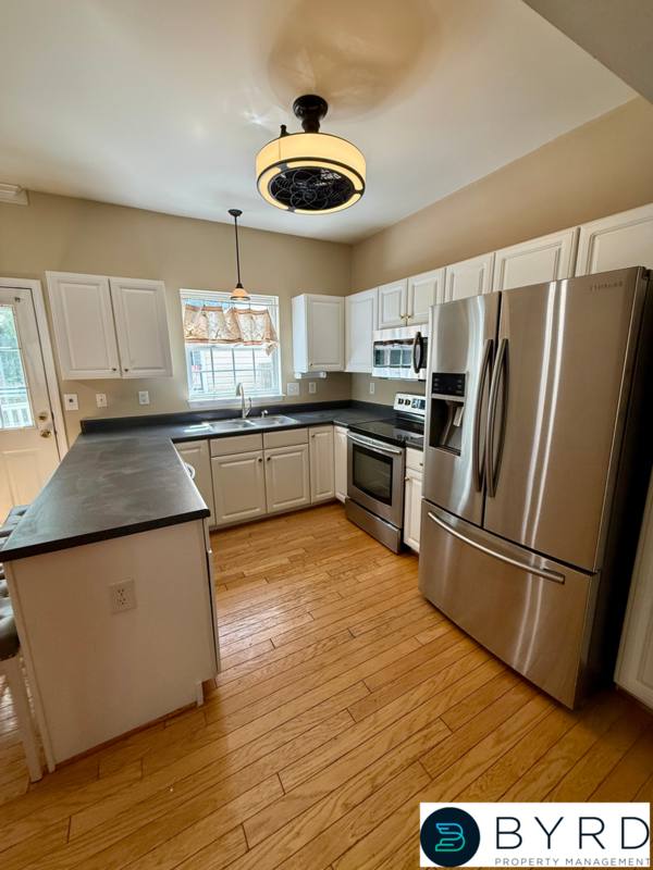 Townhouse for rent at 8651 Millstream Dr, Henrico, VA 23228