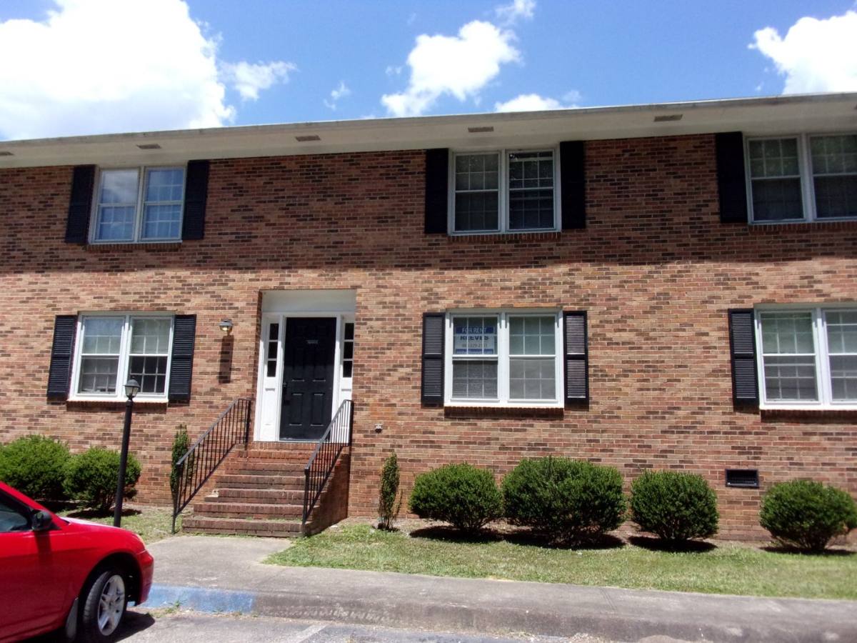 Apartment for rent at 409 Plantation Rd, Lancaster, SC 29720