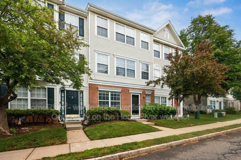 Townhouse for rent at 17 Puchala Dr, Parlin, NJ 08859