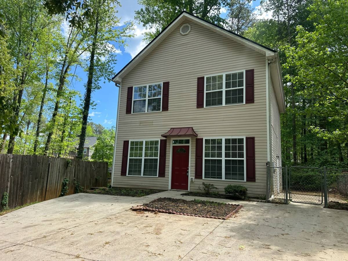 House for rent at 3230 Century Dr, Cumming, GA 30041