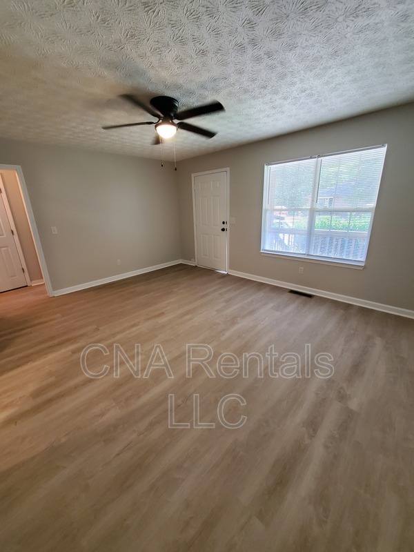 Apartment for rent at 215 Green Acre Lane #B, Cartersville, GA 30121