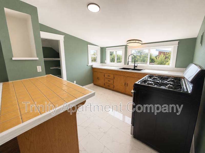 Apartment for rent at 621 High St SE #C, Albuquerque, NM 87102