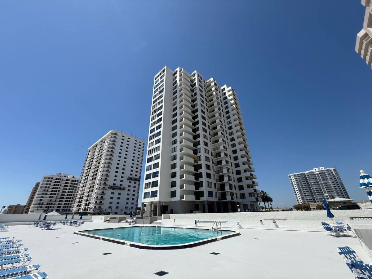 Apartment for rent at 2987 S Atlantic Ave, Daytona Beach, FL 32118