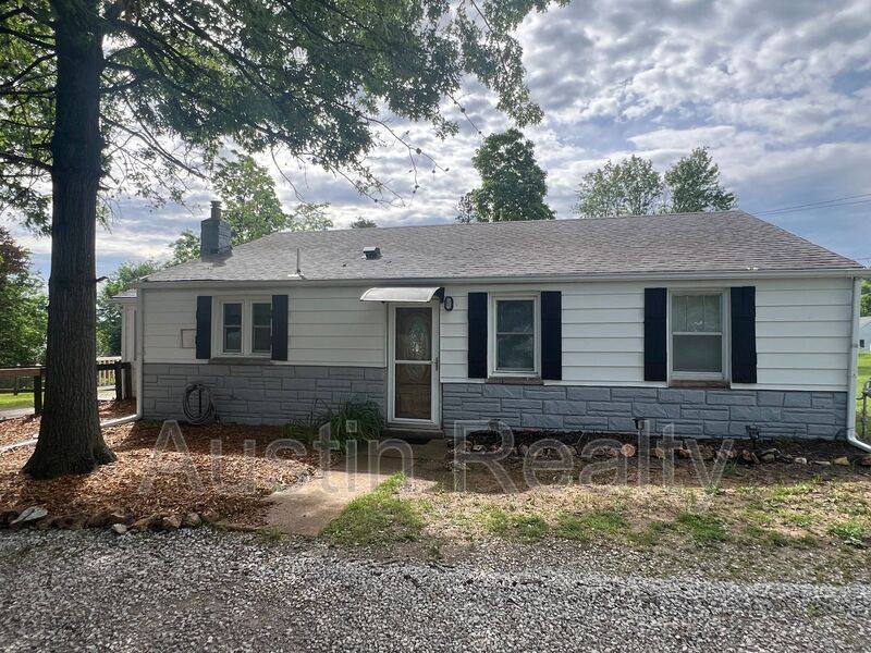 House for rent at 13166 E Lane, Saint Louis, MO 63128