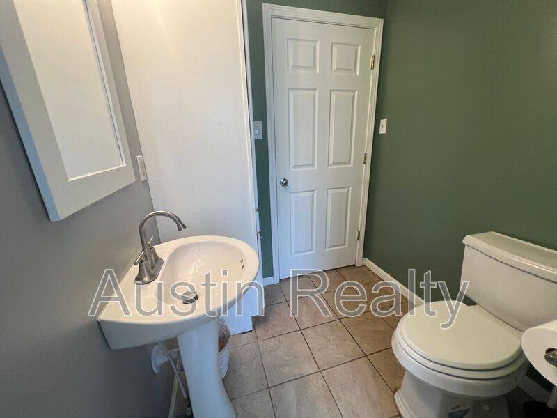 House for rent at 13166 E Lane, Saint Louis, MO 63128