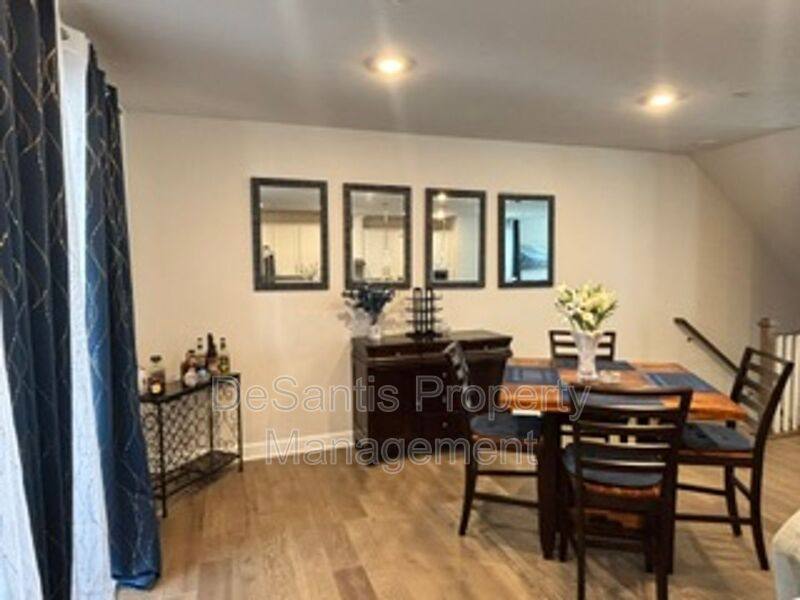 Townhouse for rent at 116 Crab Apple Way, Coraopolis, PA 15108