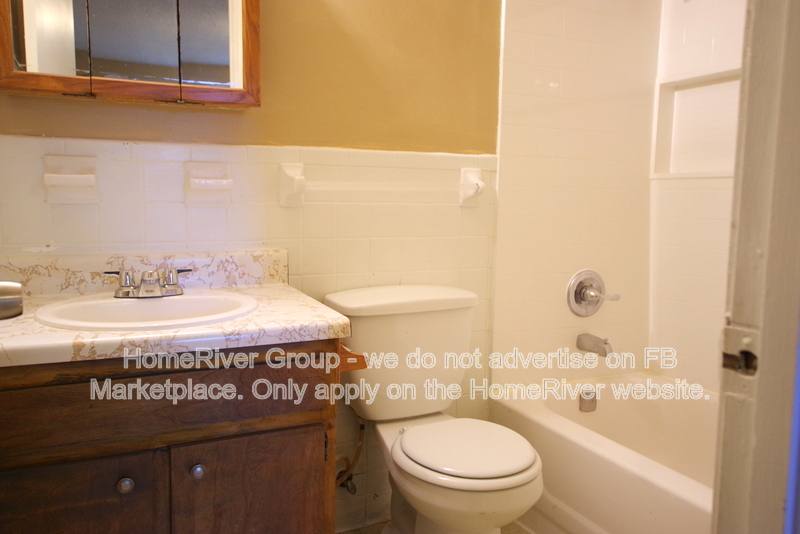Townhouse for rent at 3436 Woodhollow Dr, Memphis, TN 38118