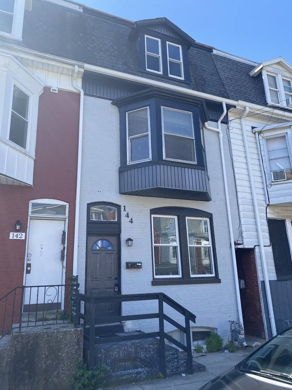 Apartment for rent at 144 W Jackson St #C, York, PA 17401