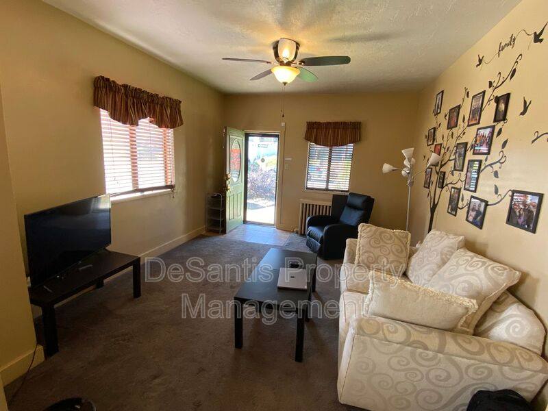 House for rent at 417 Kismet St, Carnegie, PA 15106