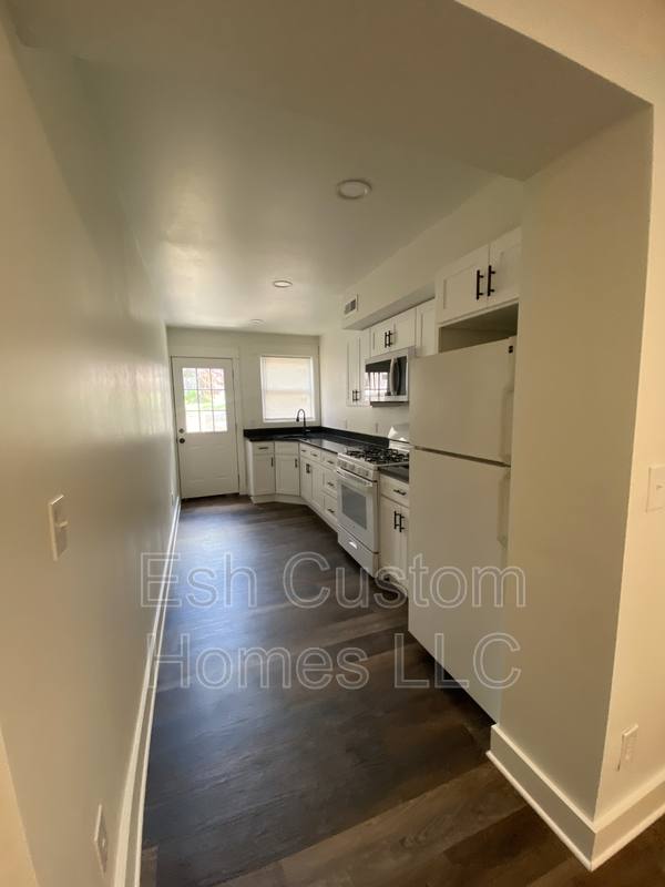 Apartment for rent at 519 1 2 S Prince St, Lancaster, PA 17603