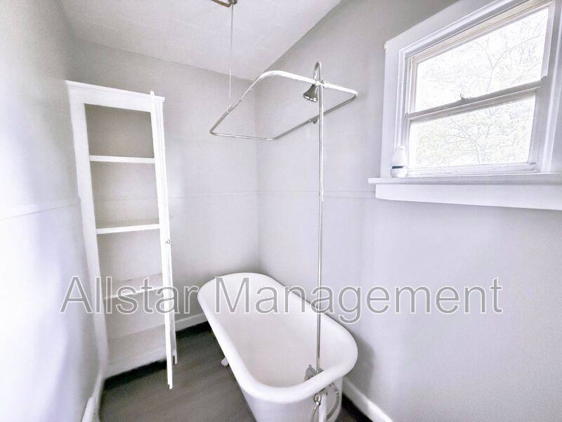 Apartment for rent at 6714 Worley Ave, Cleveland, OH 44105