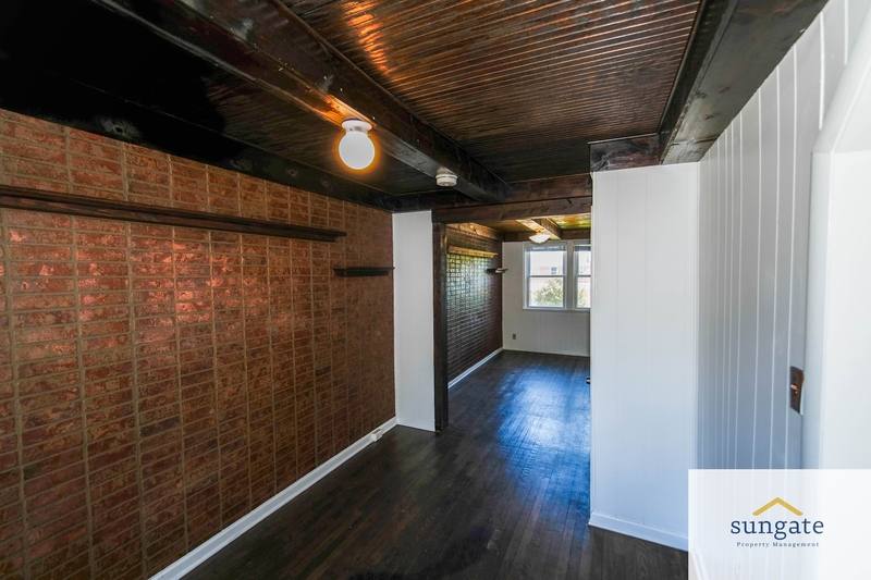 Townhouse for rent at 217 W Edgevale Rd, Pasadena, MD 21122